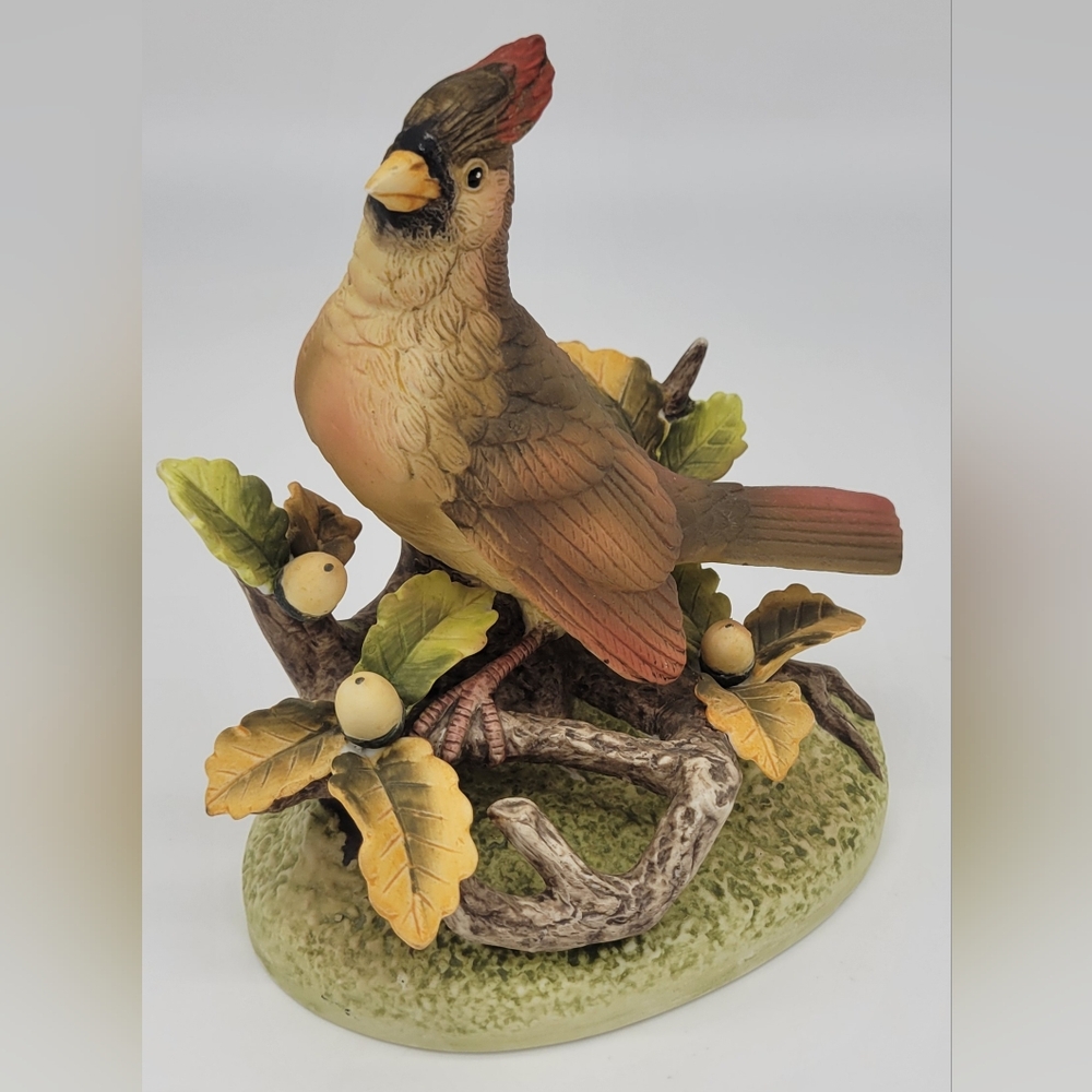 VGT Cardinal Bird Andrea By Sadek Porcelain Figurine 6.5"